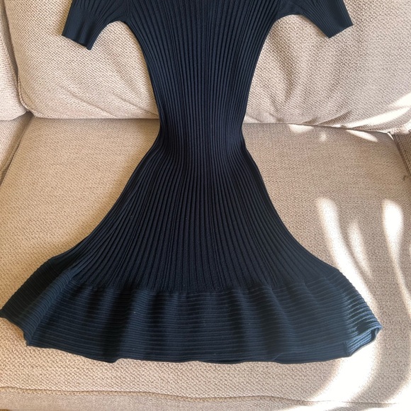 Marc By Marc Jacobs Women’s Short Sleeve Stretch Form Fitting Dress Size L Blue - Picture 2 of 4